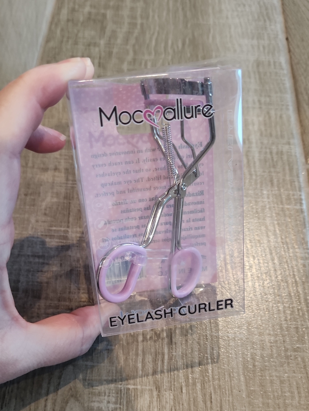 NWT MocAllure Purple Eyelash Curler